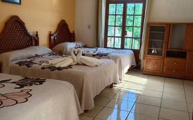 Hotel Camelinas Area Blanca